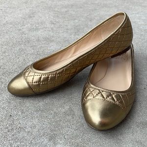 NWOT Vince Camuto Metallic Gold Quilted Leather Banna Flats Size 7.5
